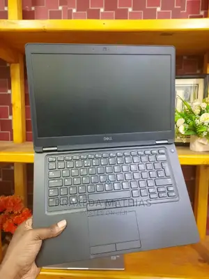 Laptop Dell Latitude 5491 8GB Intel Core I5 HDD 500GB
