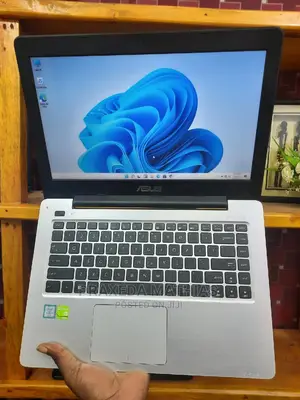Laptop Asus N71JA 8GB Intel Core I5 HDD 500GB