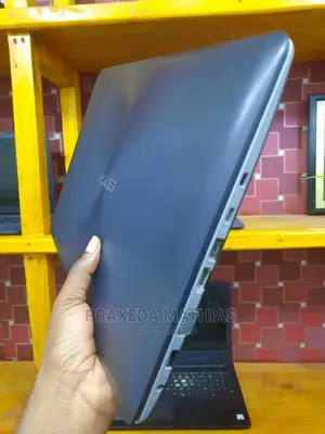 Laptop Asus N71JA 8GB Intel Core I5 HDD 500GB