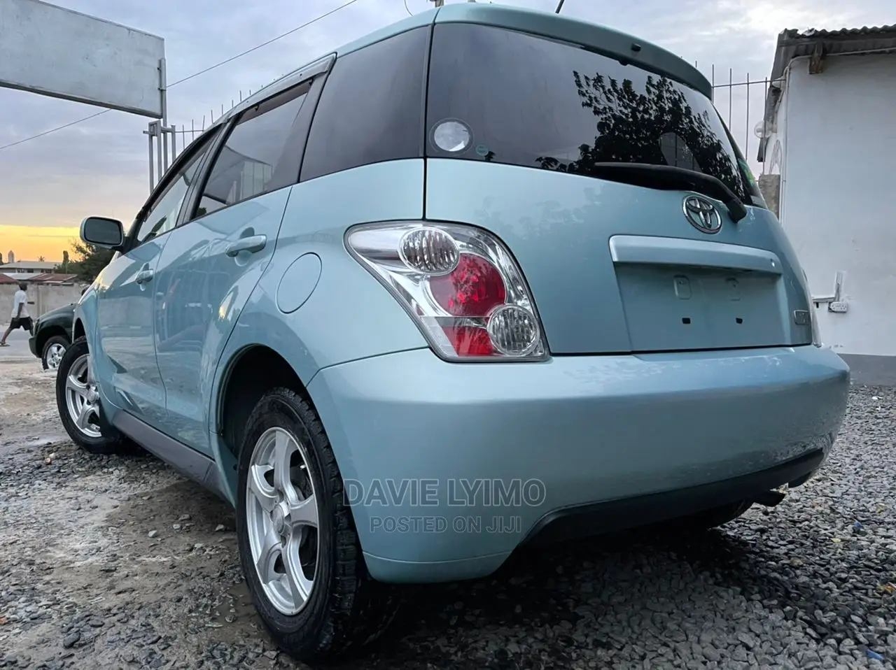 Toyota IST 2005 Blue