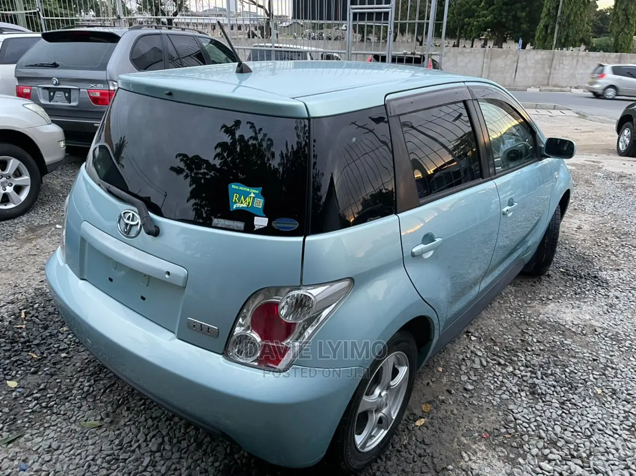 Toyota IST 2005 Blue