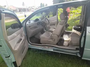 Toyota Raum 2004 Blue