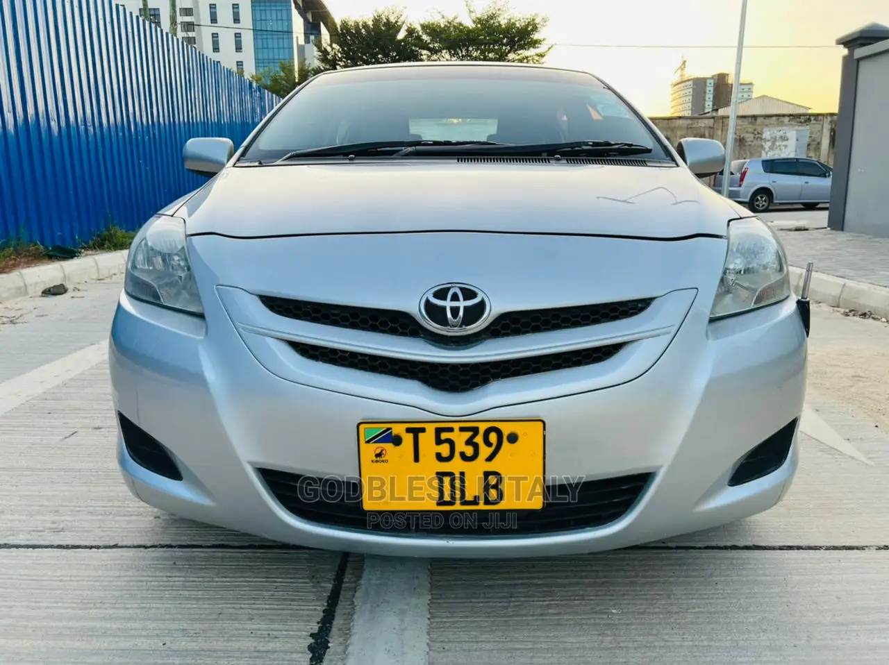 Toyota Belta 2006 Silver