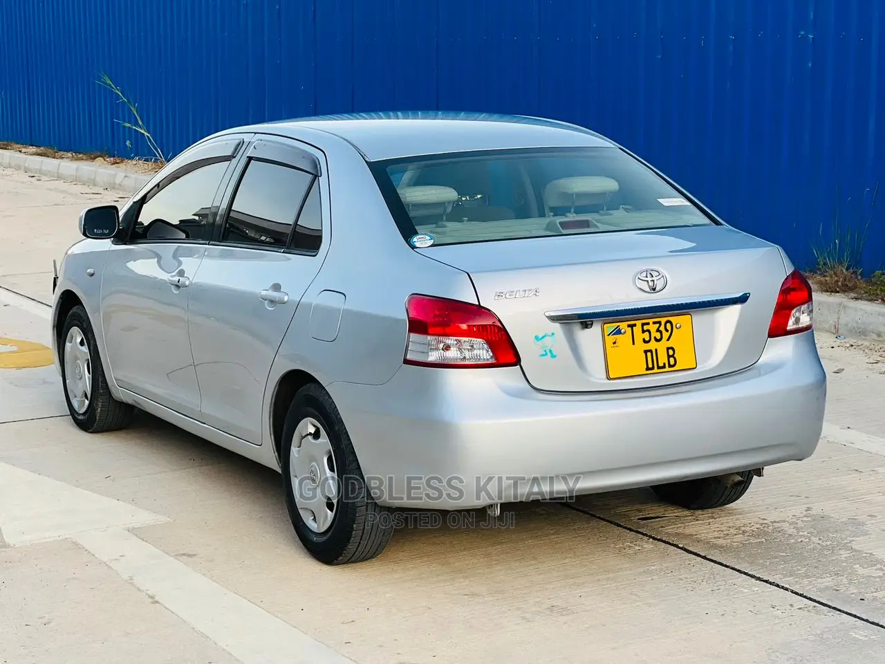 Toyota Belta 2006 Silver