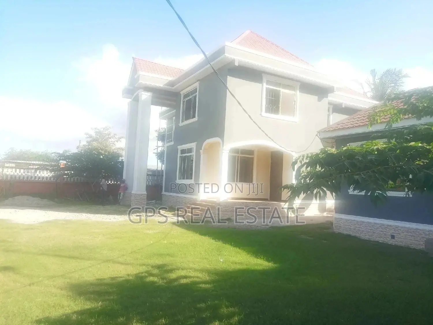 6bdrm House in Max Evarst, Ilala for Rent