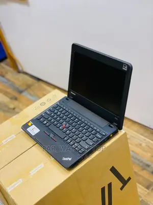 New Laptop Lenovo ThinkPad X131e 4GB Intel Pentium HDD 320GB