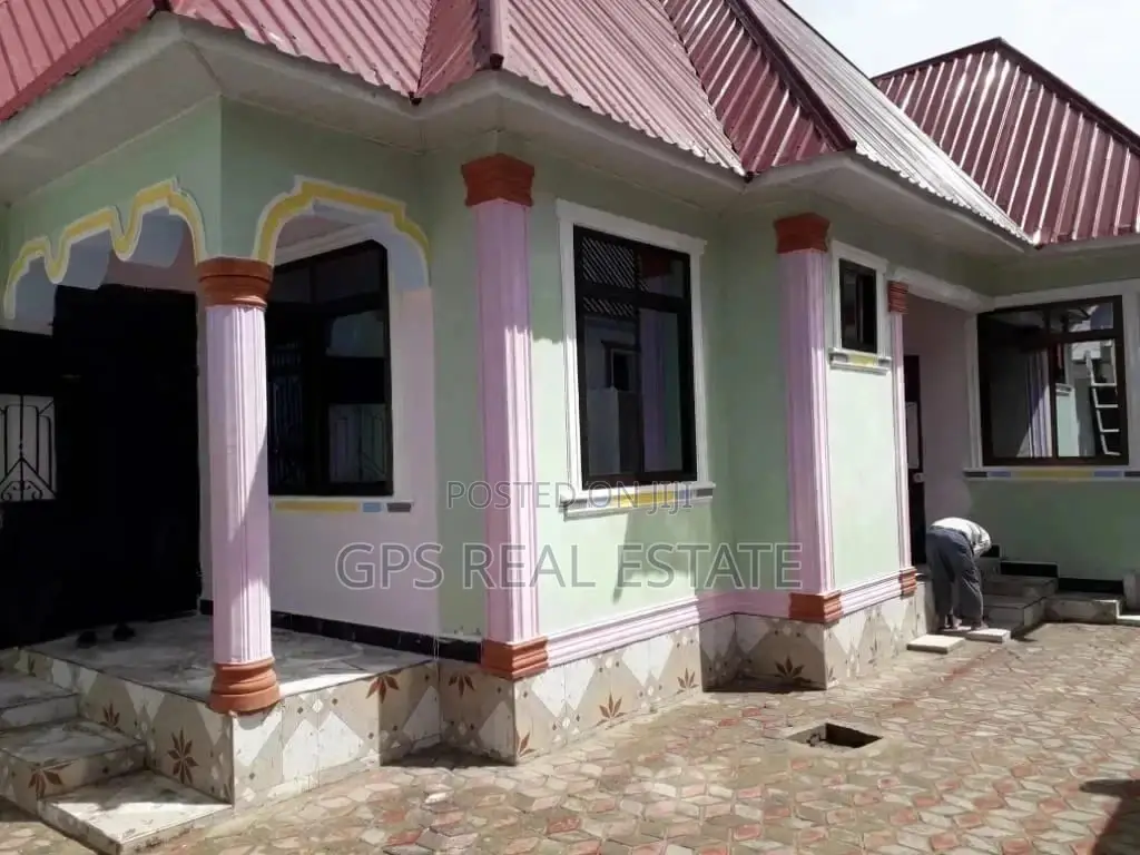Three Bedroom House In Mbagala Chamazi For Sale