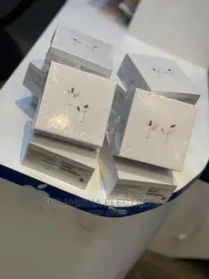 Airpods 3 and Airpods Pro