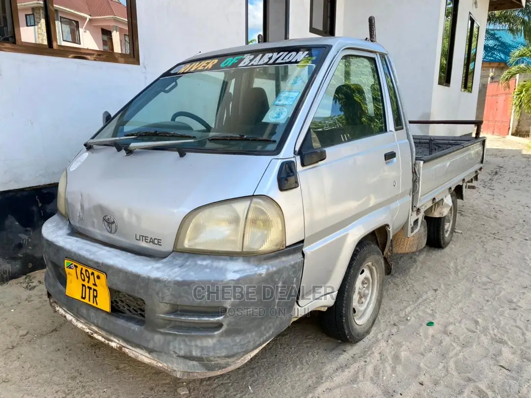 Toyota TownAce 2006 Silver