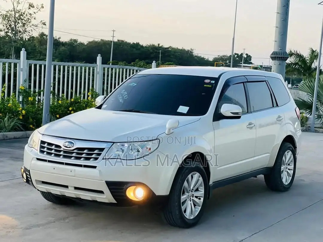 Subaru Forester 2011 White