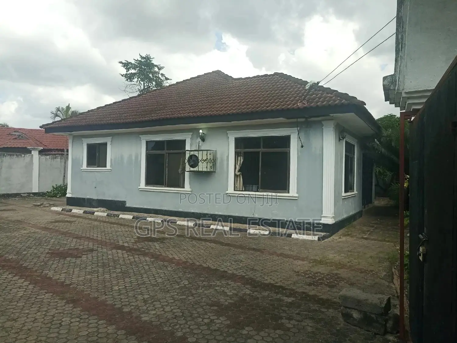 3bdrm House in Max Evarst, Kinondoni for Sale