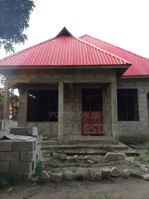 3bdrm House in Max Evarst, Temeke for Sale