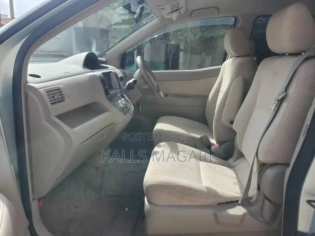 Toyota Raum 2004 Silver