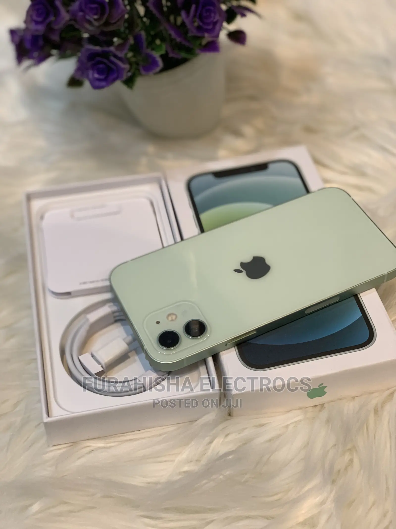 New Apple iPhone 12 64 GB White