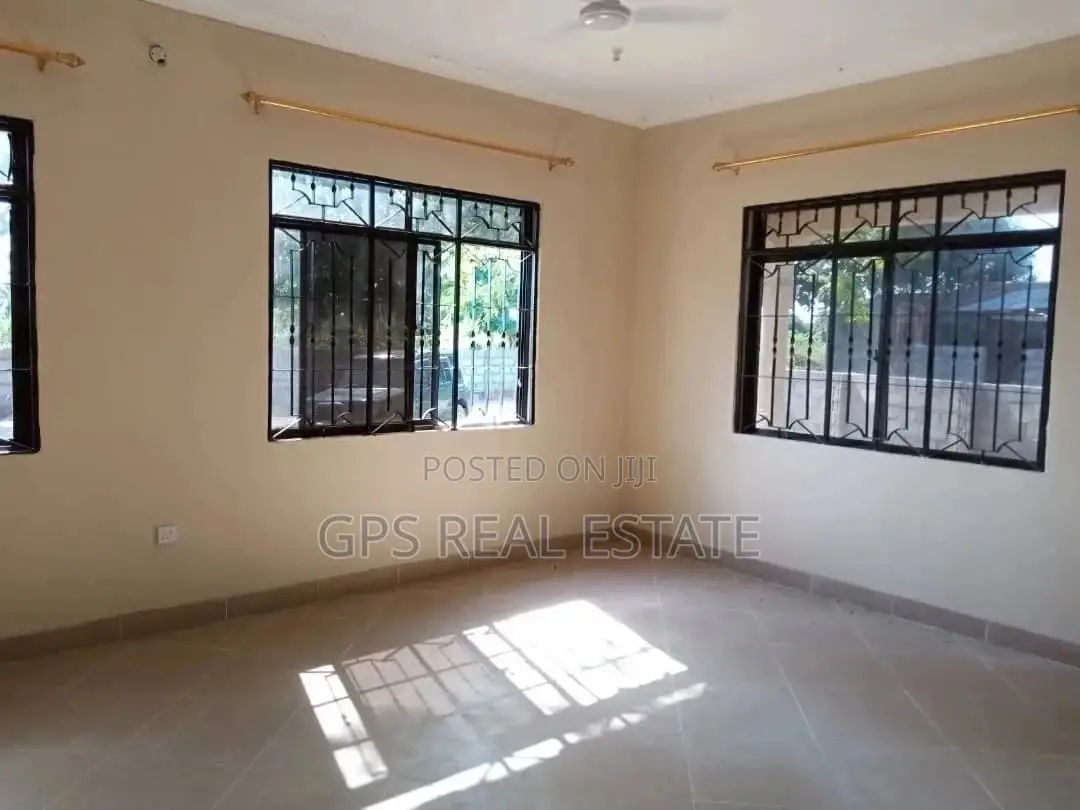 3bdrm House in Max Evarst, Ilala for Sale