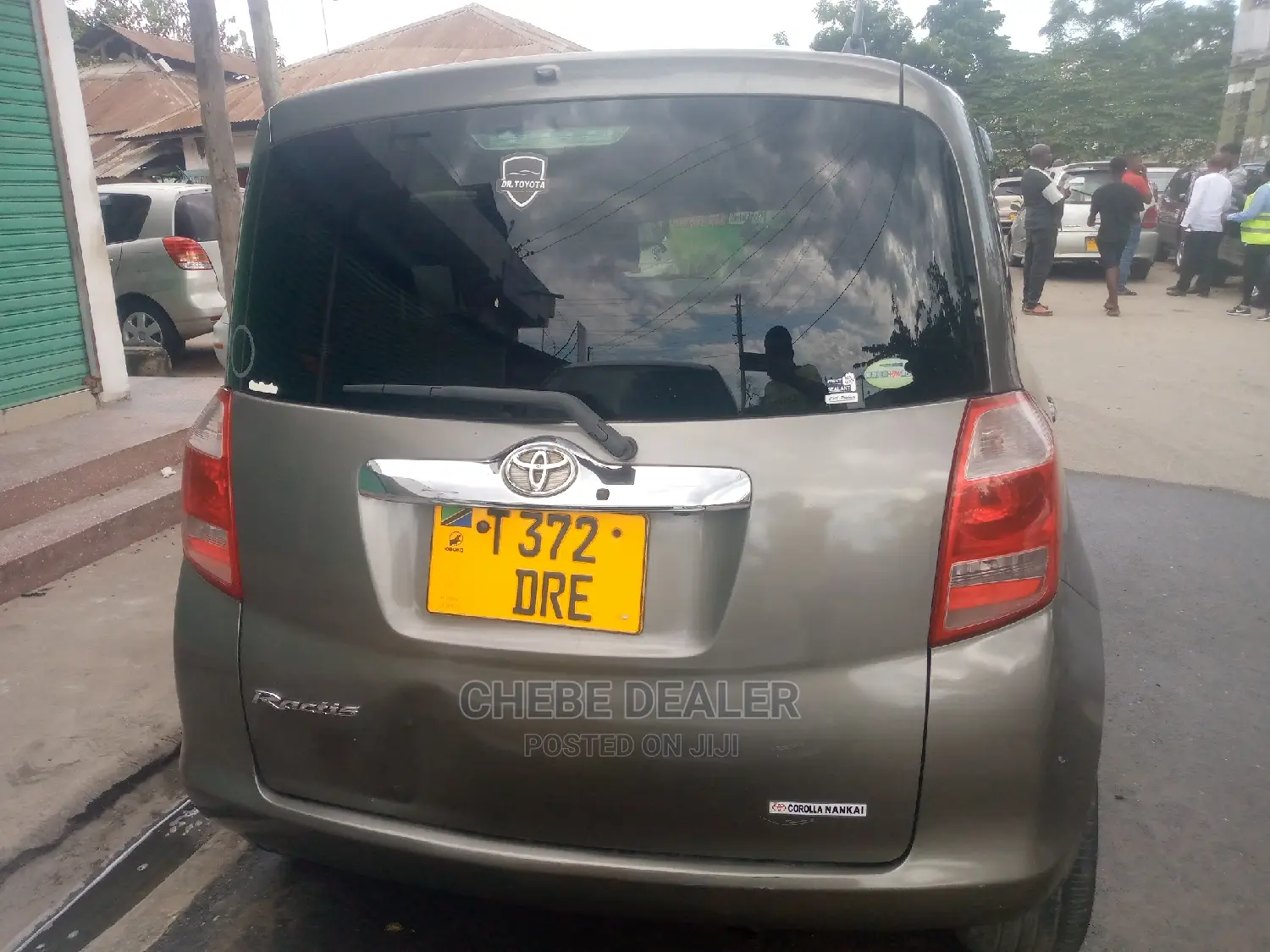 Toyota Ractis 1.3 FWD 2005 Gray