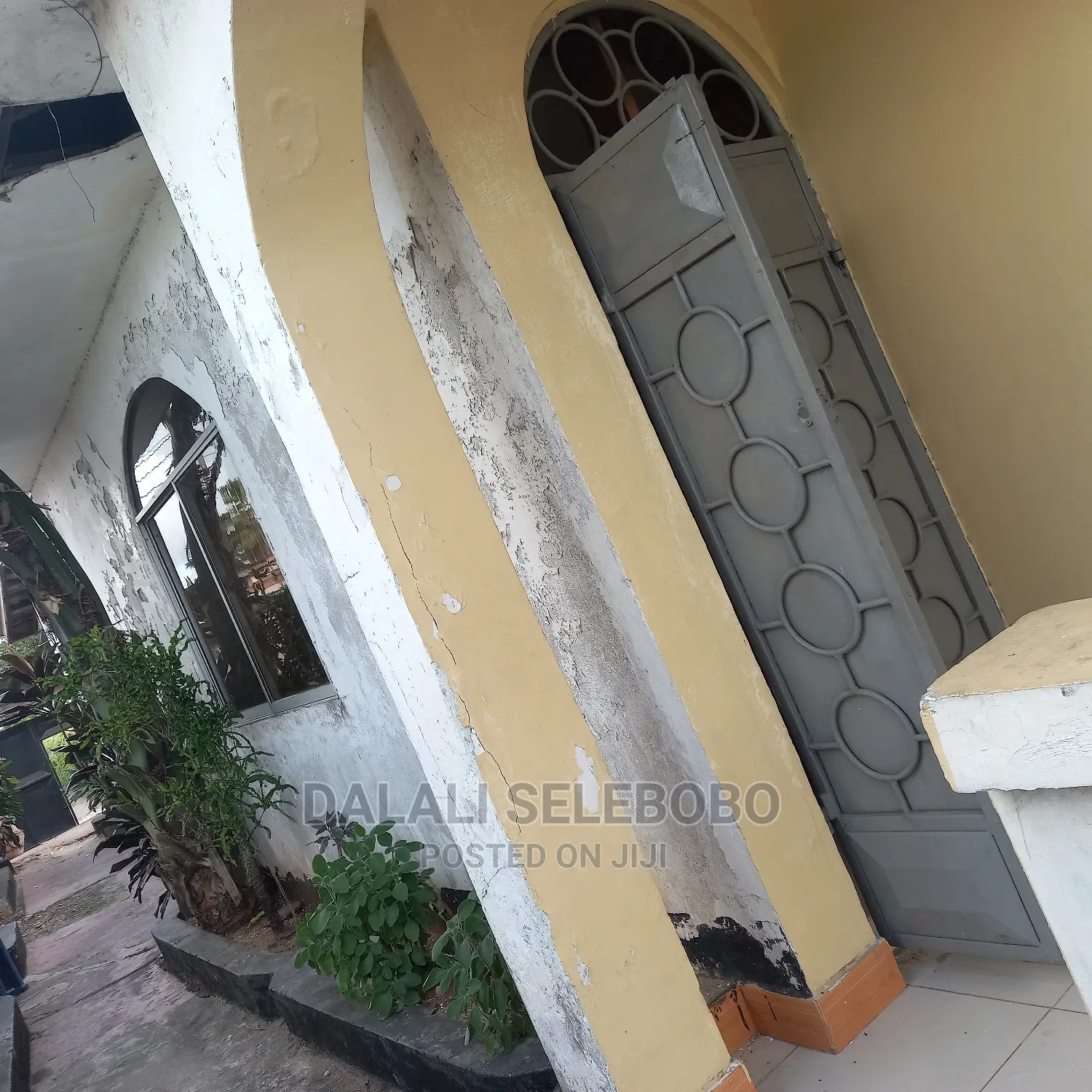1bdrm Bungalow in Sinza Vatkani for rent