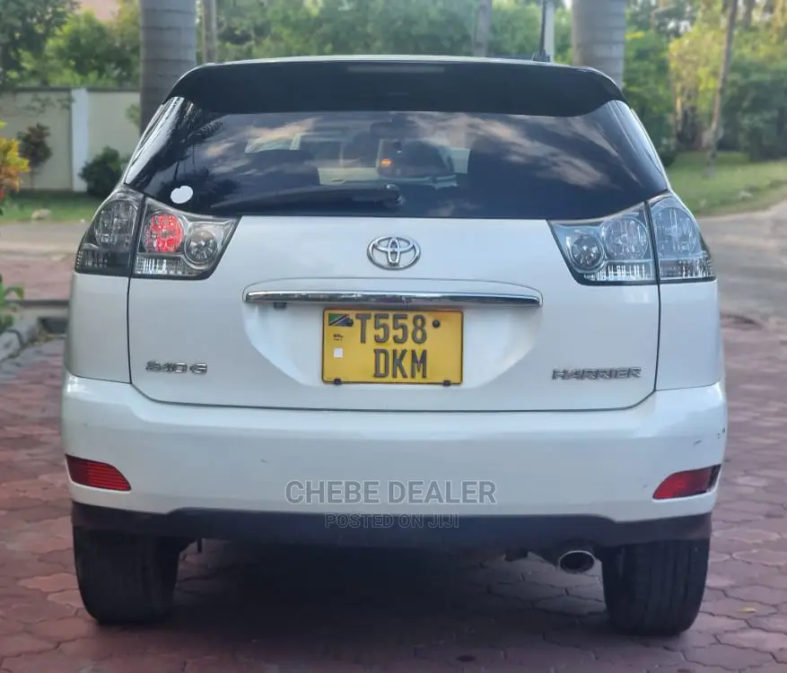 Toyota Harrier 2.4 2006 White