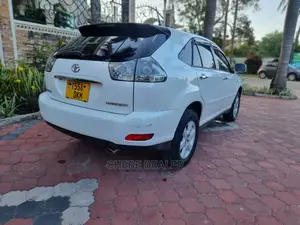 Toyota Harrier 2.4 2006 White
