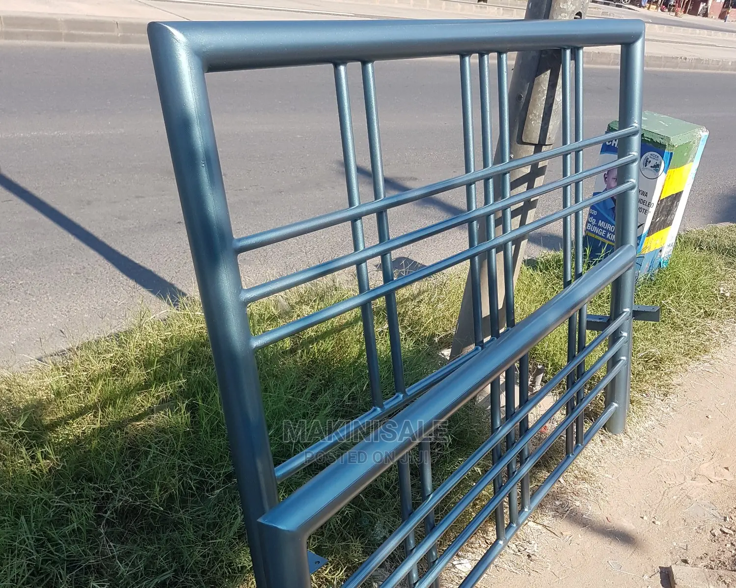 Kitanda Kizuri Sana Simple Bei Yetu Ni Poa