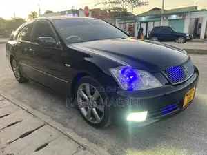 Toyota Crown 2004 Black