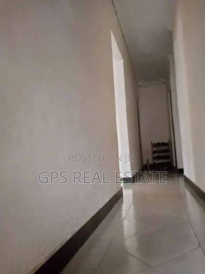 10bdrm House in Max Evarst, Ilala for Sale
