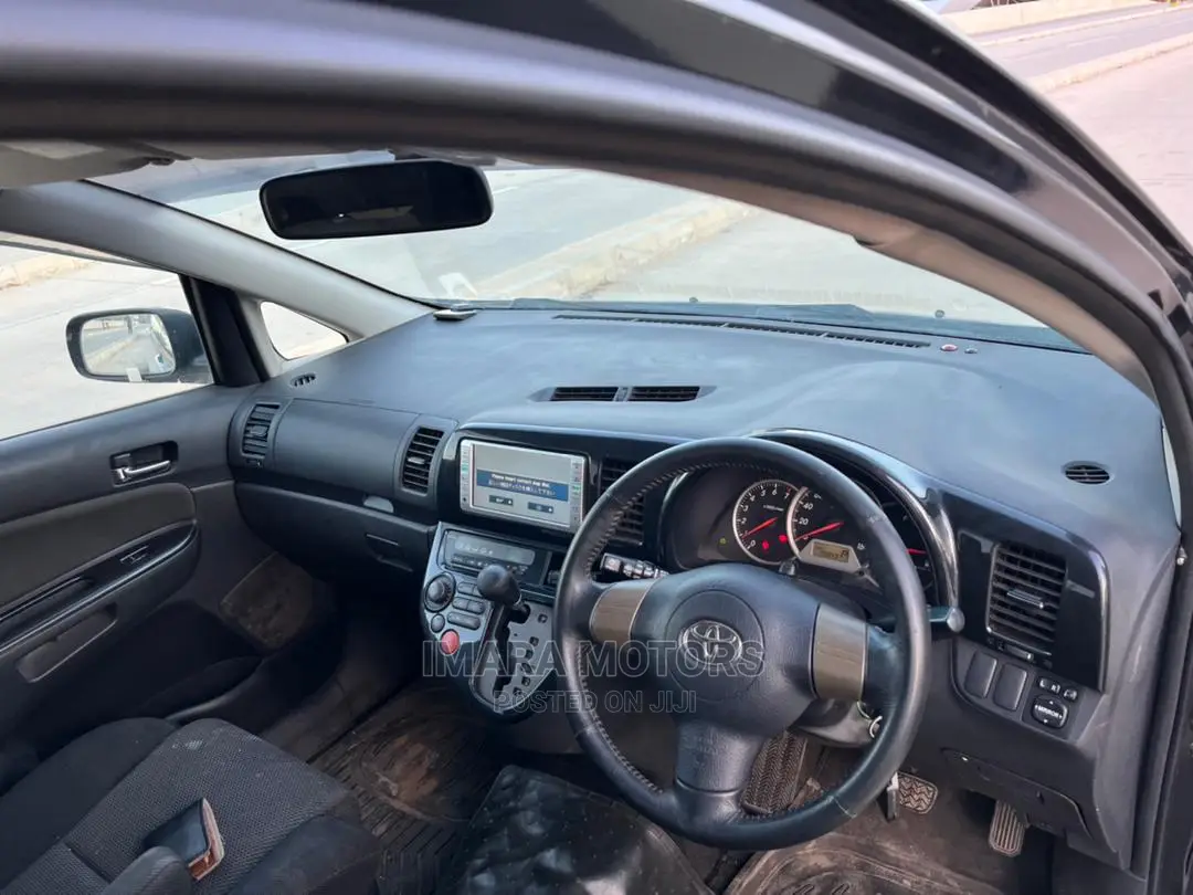 Toyota Wish 2005 Black