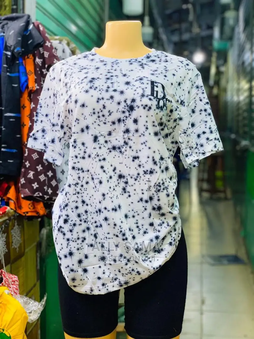 Lady T-Shirt