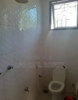 5bdrm House in Max Evarst, Kinondoni for Rent