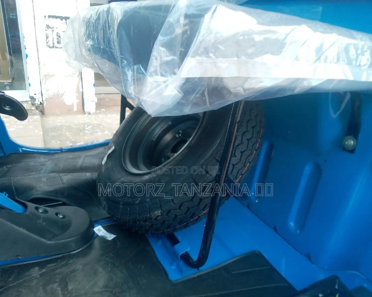 New TVS King Deluxe Plus iTouch Start 2021 Blue