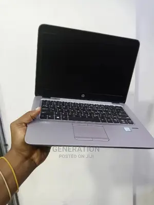 Laptop HP EliteBook 820 G3 8GB Intel Core I5 HDD 500GB