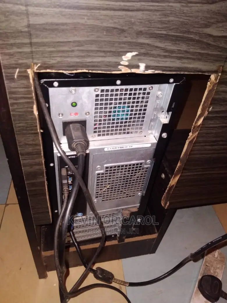 Desktop Computer Dell Vostro 3900 2GB Intel HDD 500GB