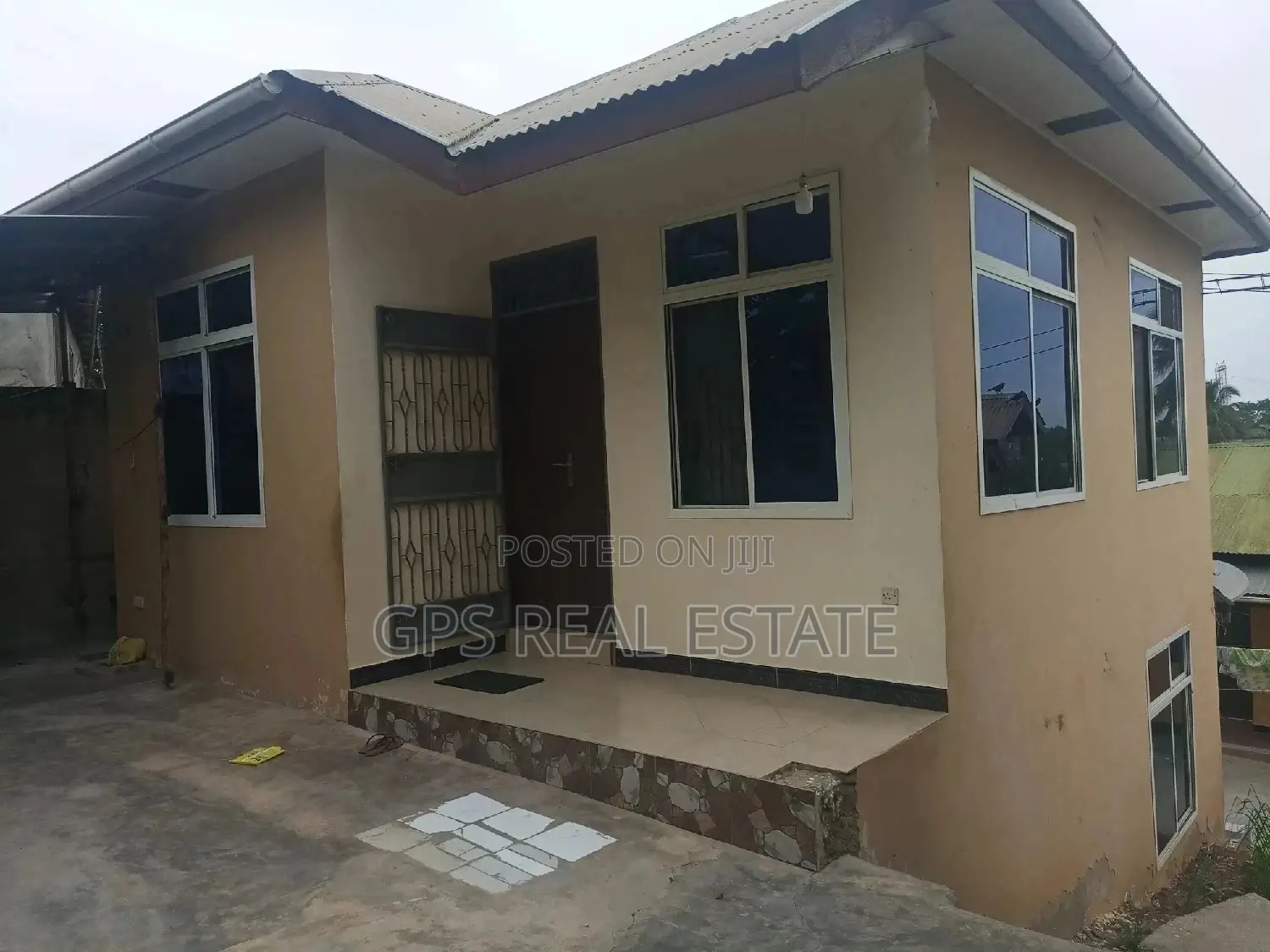 2bdrm House in Max Evarst, Kinondoni for Rent