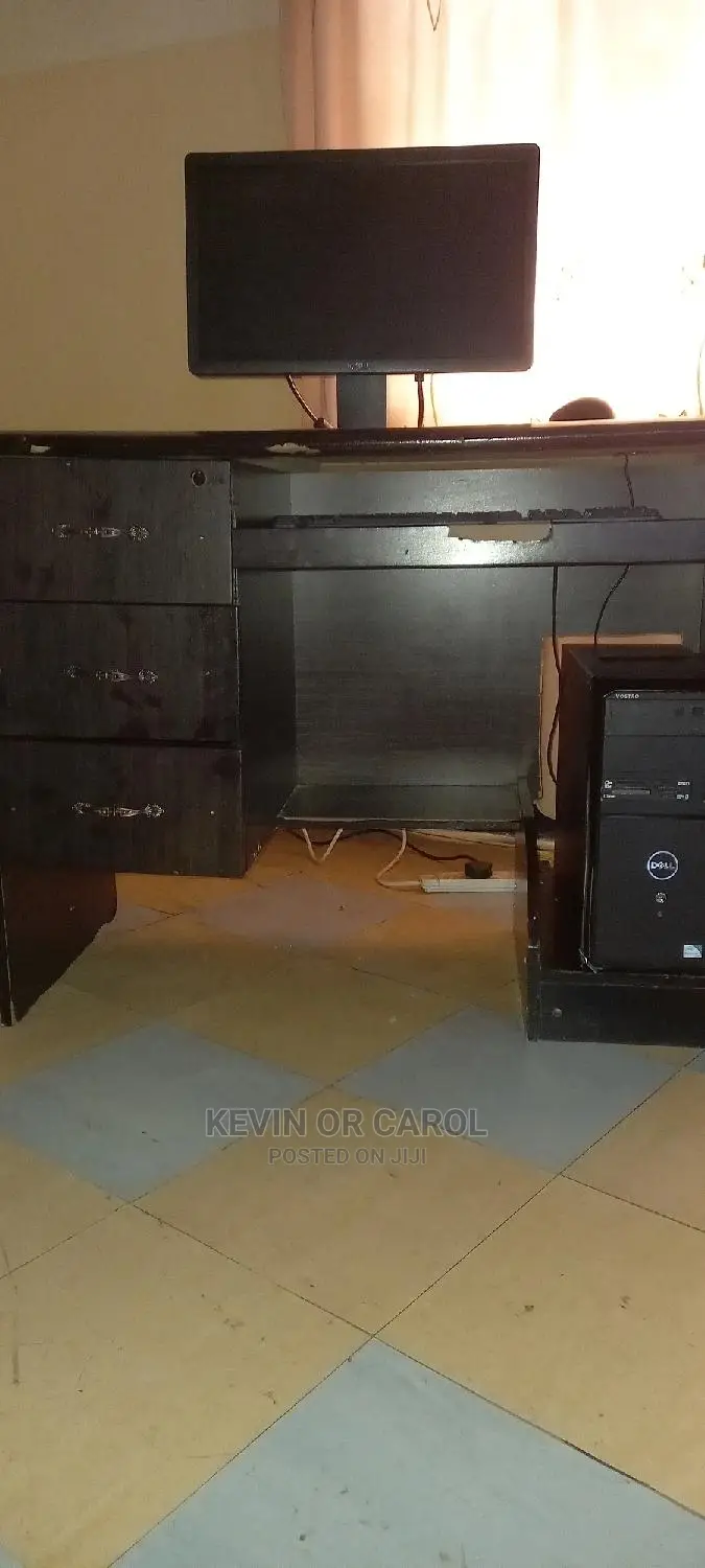 Desktop Computer Dell Vostro 3900 2GB Intel HDD 500GB