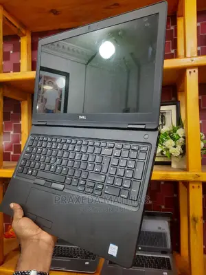 Laptop Dell Latitude 15 5580 8GB Intel Core I7 HDD 500GB
