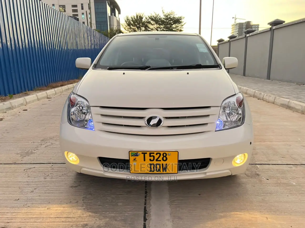 Toyota IST 2005 White