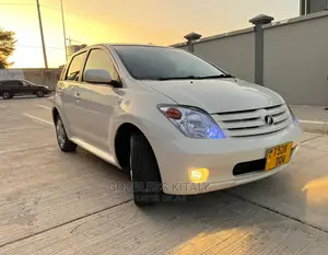 Toyota IST 2005 White