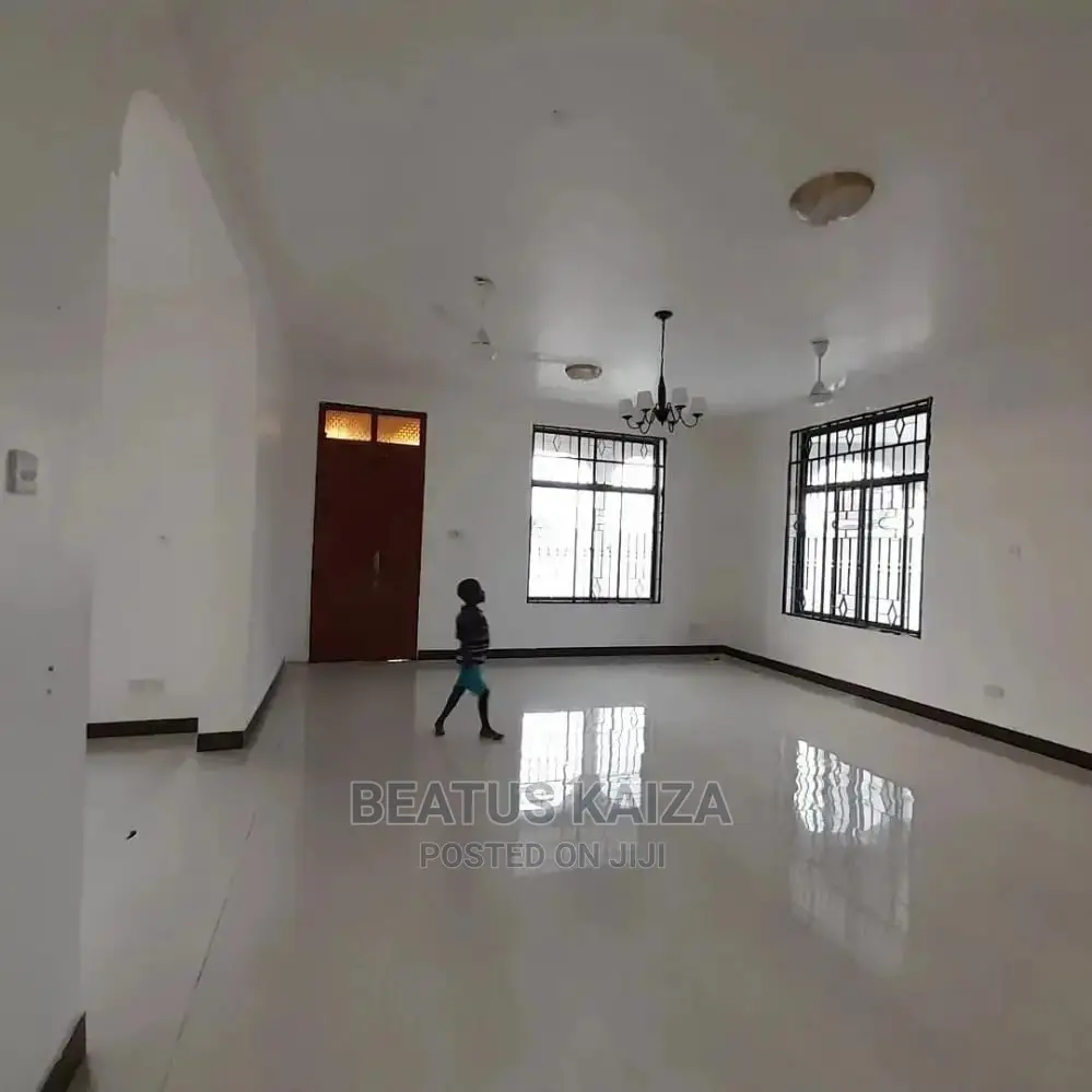 7bdrm Bungalow in Kigamboni Kibada for rent