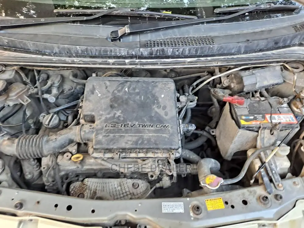 Toyota Passo 1.3 FWD 2005 Silver