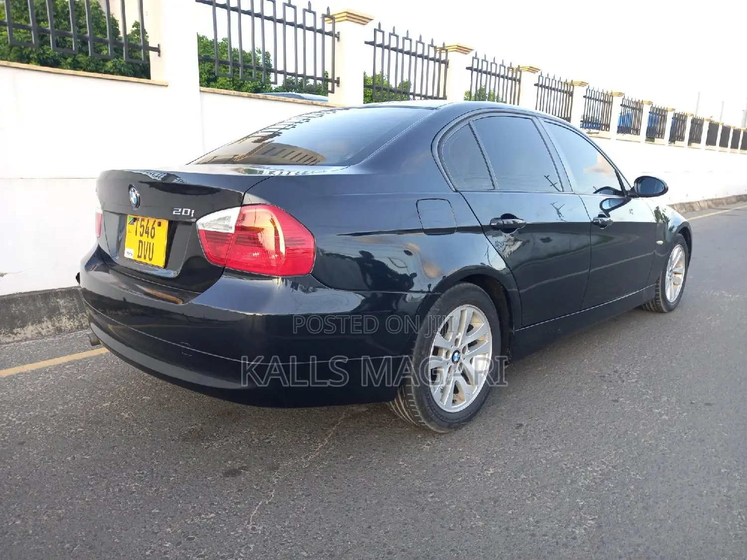 BMW 120i 2008 Black
