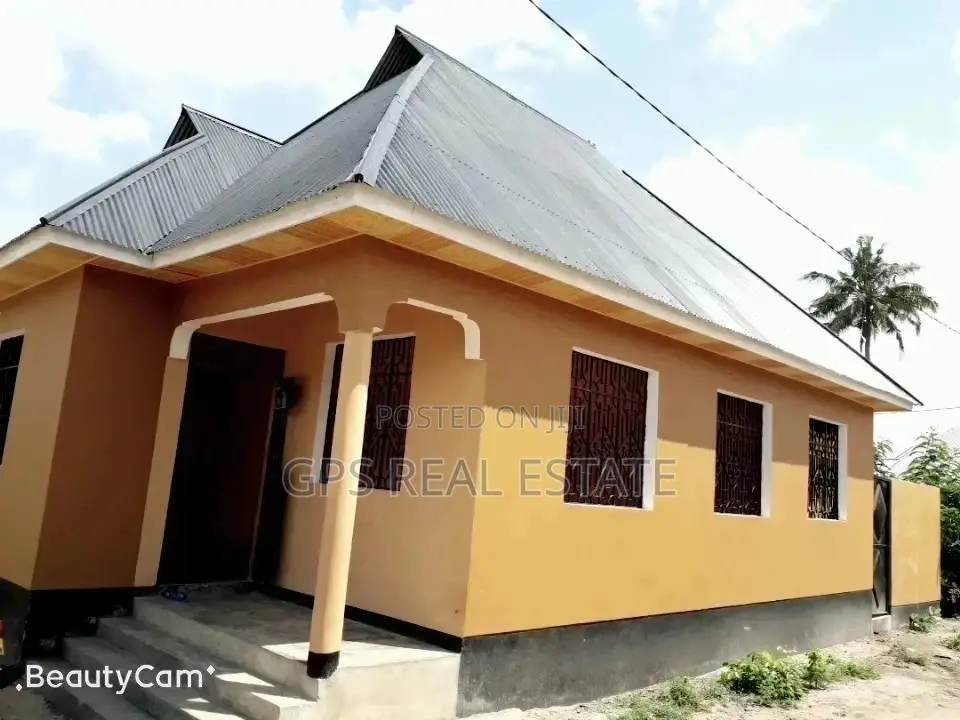 Four Bedroom House In Mbagala Chamazi For Sale