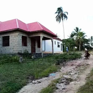 Three Bedroom House In Mbezi Makabe For Sale