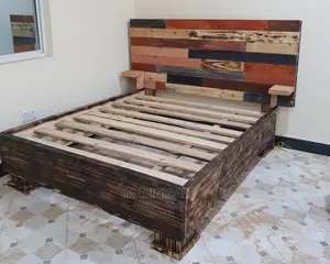 Kitanda Kizuri Sana Cha Pallet