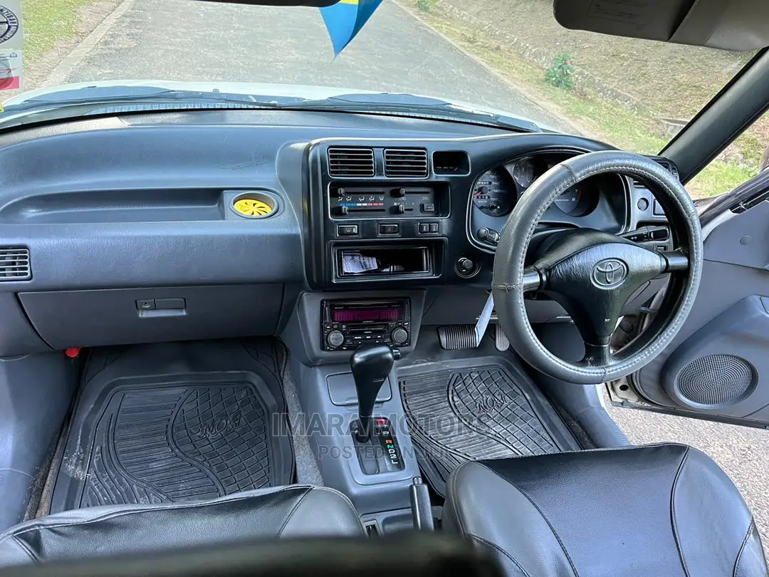 Toyota RAV4 1999