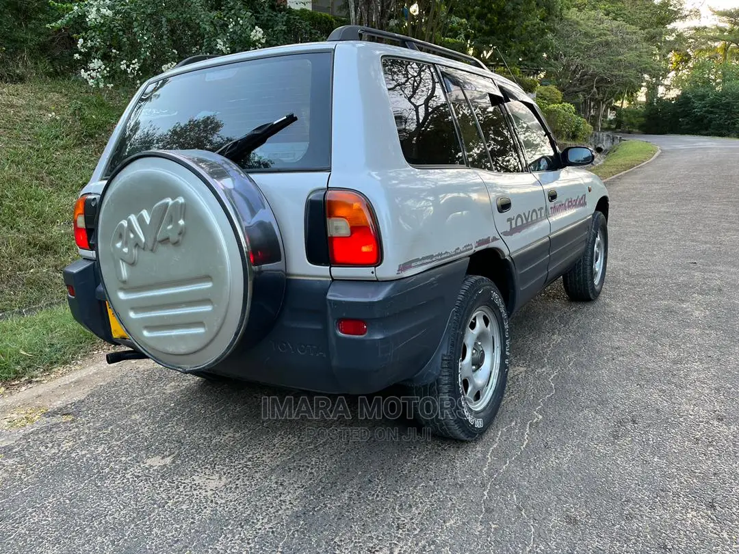 Toyota RAV4 1999