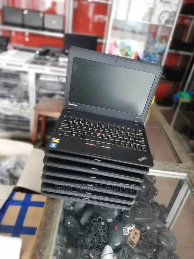 New Laptop Lenovo ThinkPad X131e 4GB Intel Pentium HDD 320GB