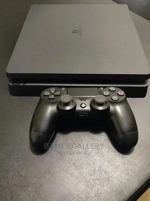 Ps4 Slim + 5GAMES
