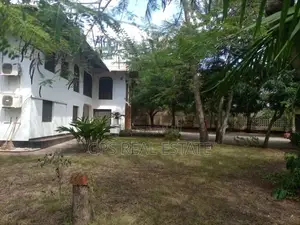 5bdrm House in Maxposh, Masaki for Sale