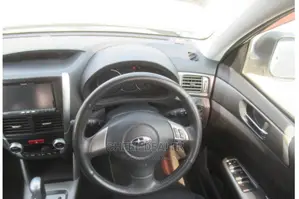 Subaru Impreza 2.5i Sedan 2011 White