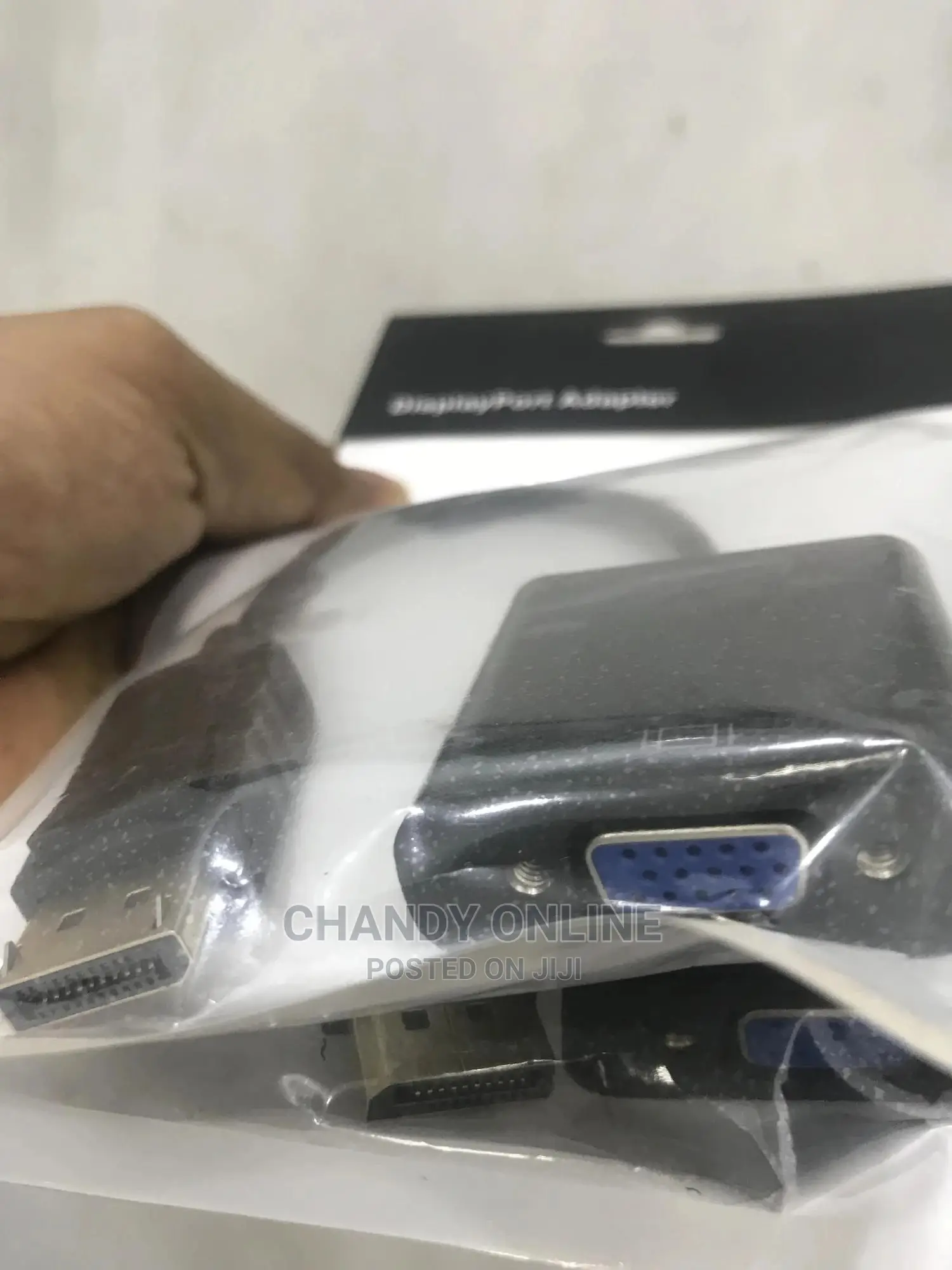 Display Port to VGA Convertor